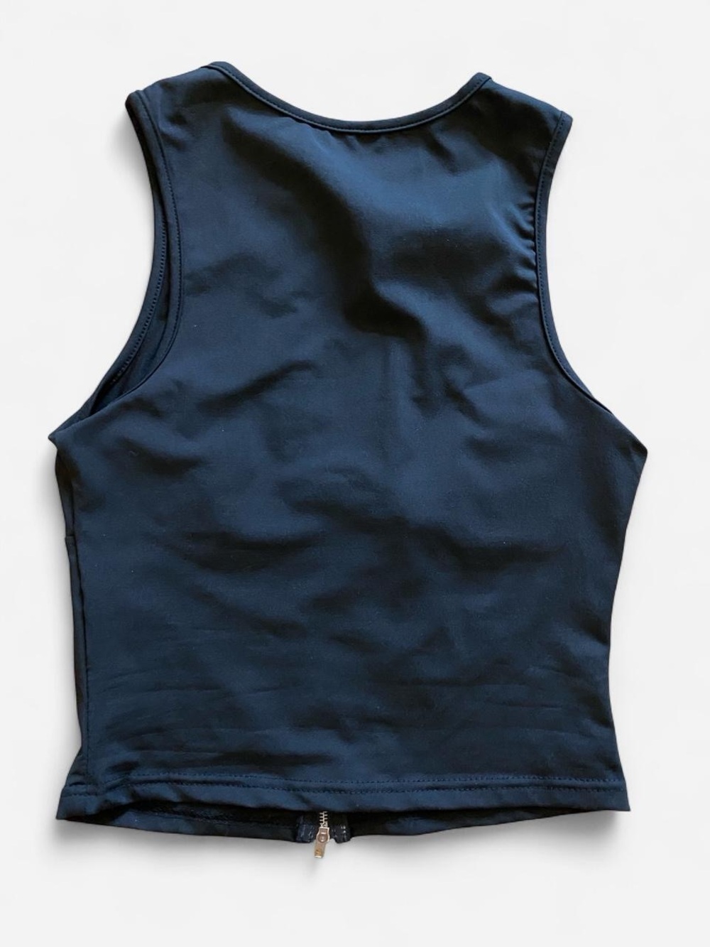 Black Sleeveless Key Hole Zip-Front Crop Top - Picture 2 of 3